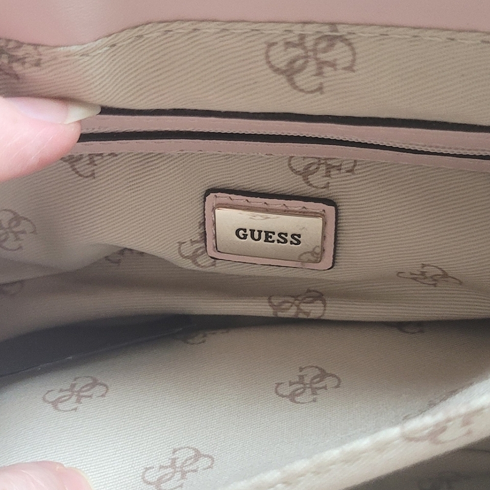 VINTAGE GUESS QUILTED PURSE - Picture 7 of 10